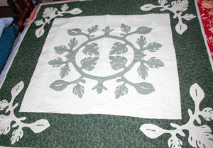 monstera quilt Quilt